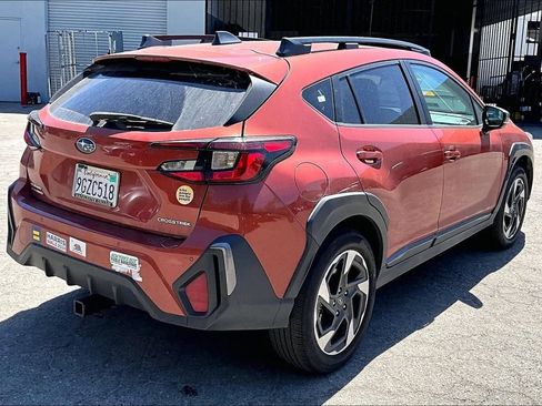 Used 2024 Subaru Crosstrek 2.5i Limited w/ Crosstrek Mirror Package AWD/4WD image 4