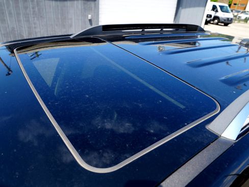 Used 2017 GMC Terrain SLT w/ Open Road Package image 14