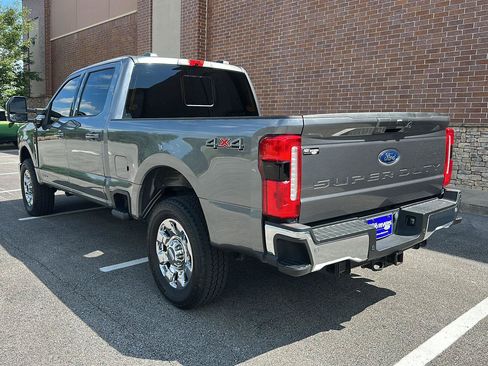 Certified 2024 Ford F250 Lariat AWD/4WD image 3