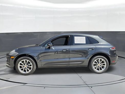 Used 2023 Porsche Macan AWD/4WD image 2