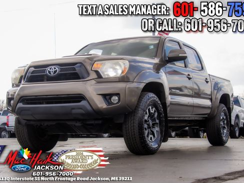Used 2013 Toyota Tacoma PreRunner w/ TRD Sport Pkg image 4