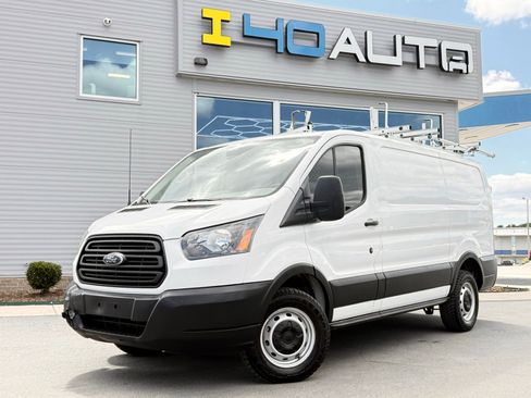Used 2019 Ford Transit 250 130 Low Roof RWD image 1