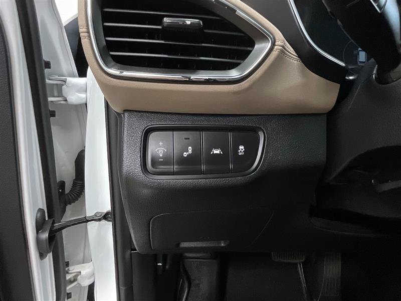 Used 2020 Hyundai Santa Fe SEL FWD image 21