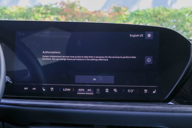 Certified 2025 Audi Q5 Premium AWD/4WD image 12