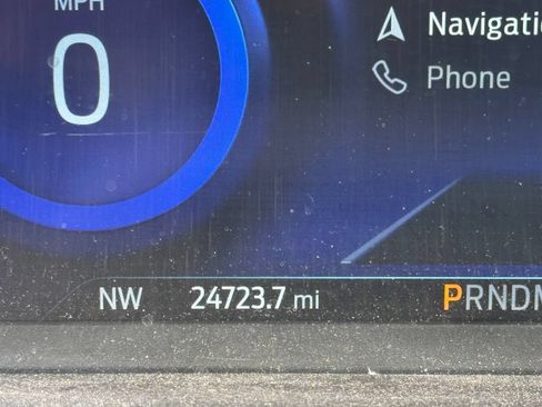 Used 2020 Ford Escape Titanium AWD/4WD image 21