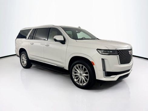 Used 2024 Cadillac Escalade ESV Premium Luxury AWD/4WD image 3