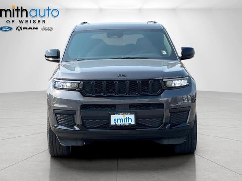Used 2025 Jeep Grand Cherokee L Altitude AWD/4WD image 3