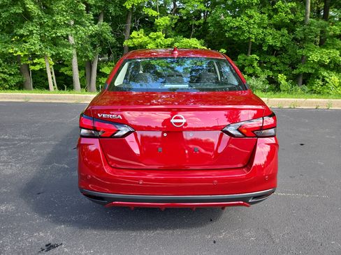 New 2025 Nissan Versa SV w/ Trunk Package image 8