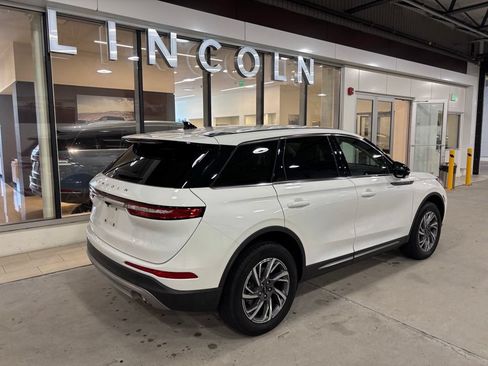 Used 2023 Lincoln Corsair AWD w/ Equipment Group 101A image 4