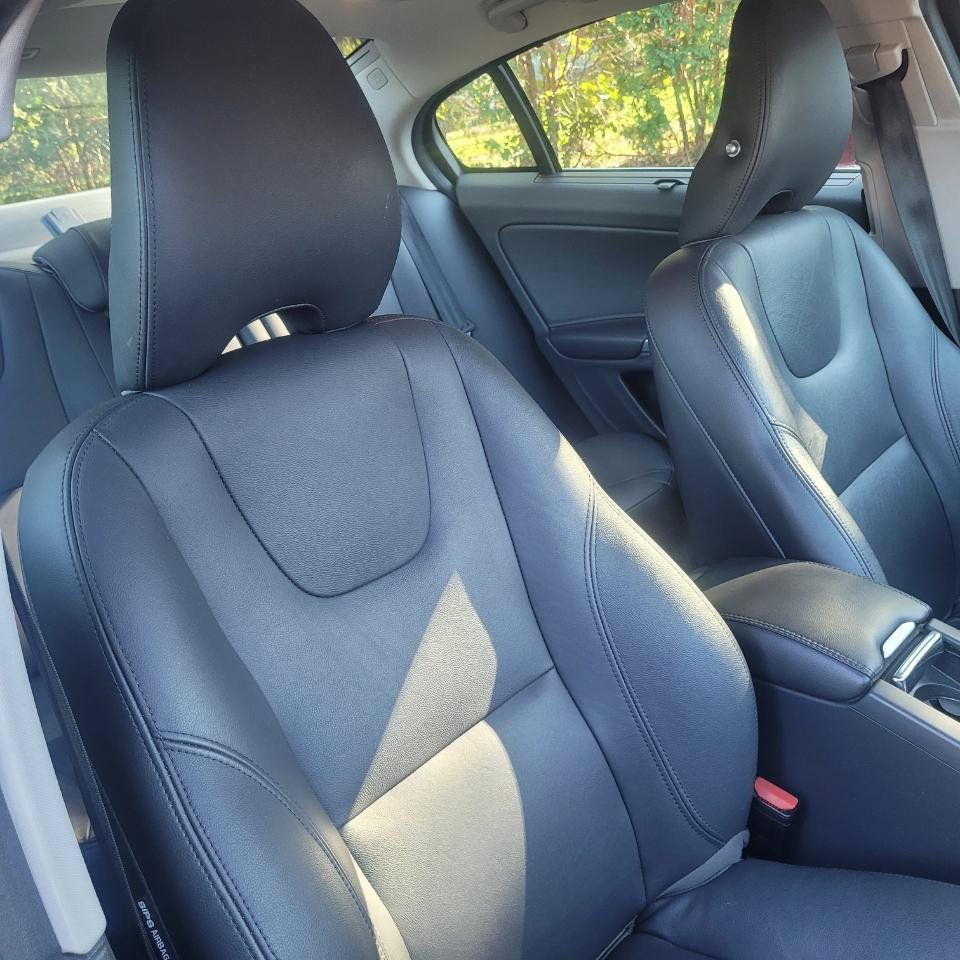 Used 2018 Volvo S60 T5 Inscription AWD/4WD image 25