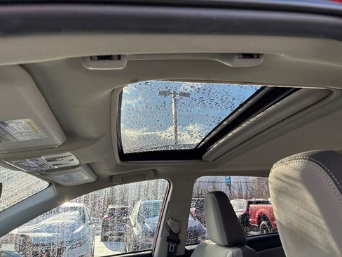 Used 2014 Toyota RAV4 XLE image 5