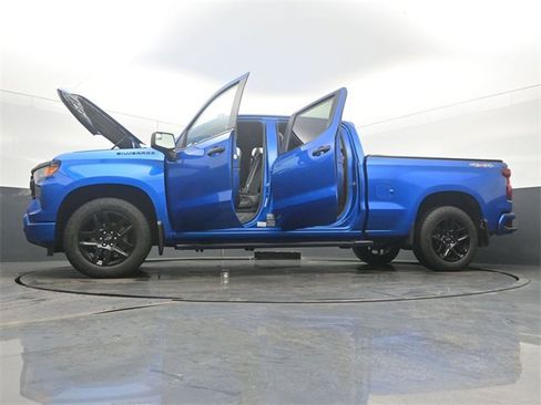 Used 2023 Chevrolet Silverado 1500 Custom w/ LPO, Dark Essentials Package image 59