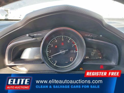 Used 2018 MAZDA MAZDA3 Grand Touring image 17