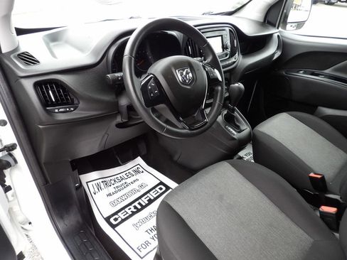 Used 2021 RAM ProMaster City Tradesman SLT image 16