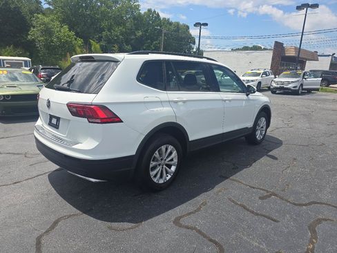 Used 2020 Volkswagen Tiguan S FWD image 6