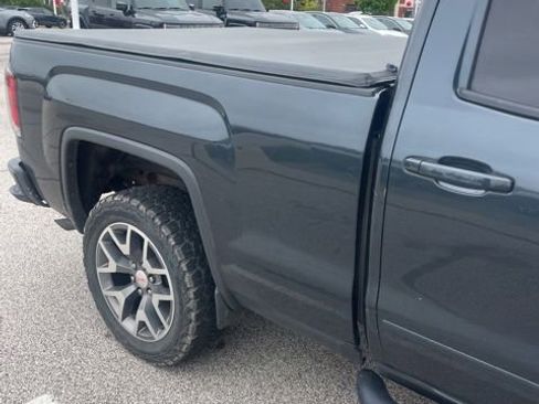 Used 2017 GMC Sierra 1500 SLT AWD/4WD image 8