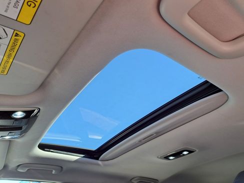 Used 2021 Kia Seltos EX image 24