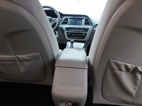 Used 2016 Hyundai Sonata SE image 34