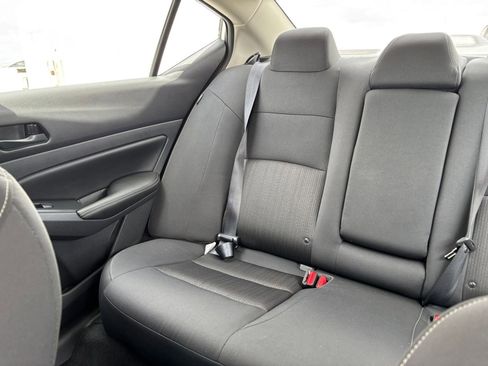 Used 2025 Nissan Altima 2.5 SV FWD image 39