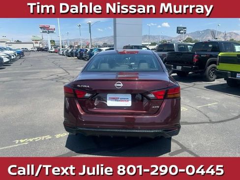 Used 2025 Nissan Altima 2.5 SV AWD/4WD image 10