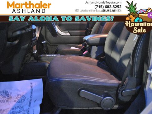 Used 2018 Jeep Wrangler Unlimited Sahara image 13