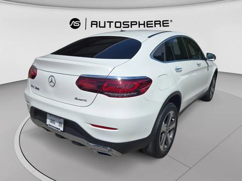 Used 2022 Mercedes-Benz GLC 300 4MATIC Coupe image 8