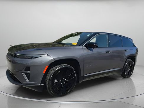 Used 2025 Jeep Wagoneer S Launch Edition image 12