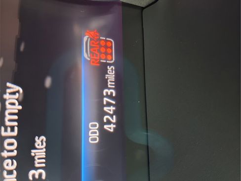 Used 2024 Toyota Highlander LE image 17