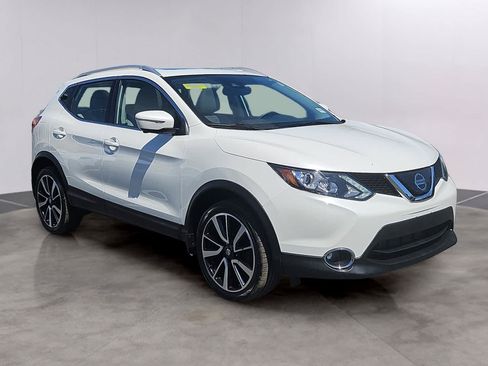 Used 2019 Nissan Rogue Sport SL w/ Premium Package AWD/4WD image 3