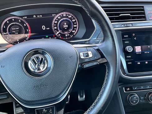Used 2019 Volkswagen Tiguan SEL R-Line image 25