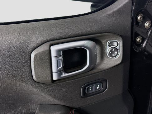 Used 2020 Jeep Wrangler Unlimited Rubicon w/ Dual Top Group image 24