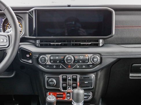 New 2026 Jeep Wrangler Unlimited Rubicon image 16