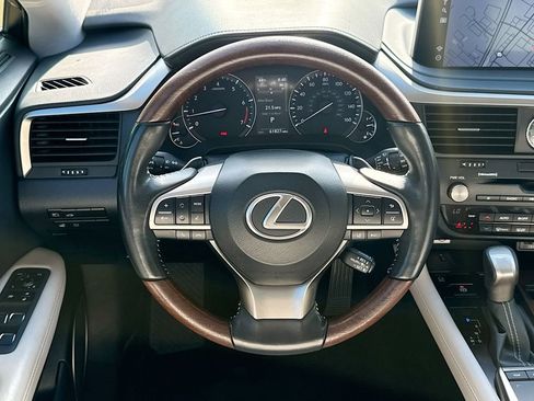 Used 2022 Lexus RX 350L FWD w/ Premium Package image 24
