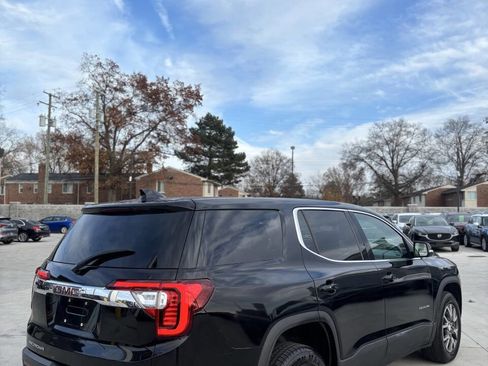 Used 2020 GMC Acadia SLE FWD image 3