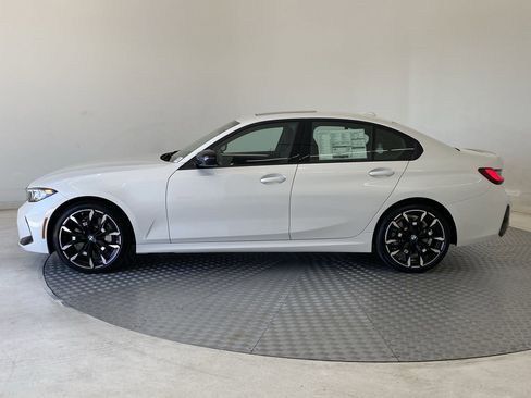 Used 2025 BMW 330i xDrive Sedan w/ M Sport Package image 2