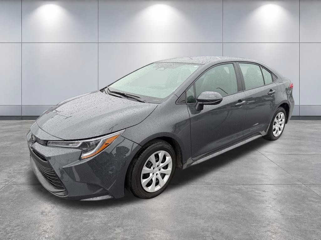 Used 2026 Toyota Corolla LE FWD image 31
