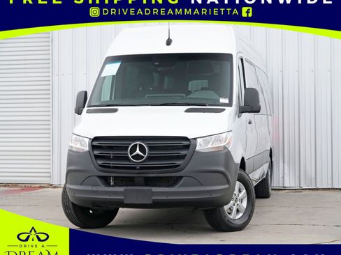 Used 2024 Mercedes-Benz Sprinter 2500 image 1