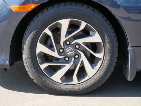 Used 2017 Honda Civic EX image 9