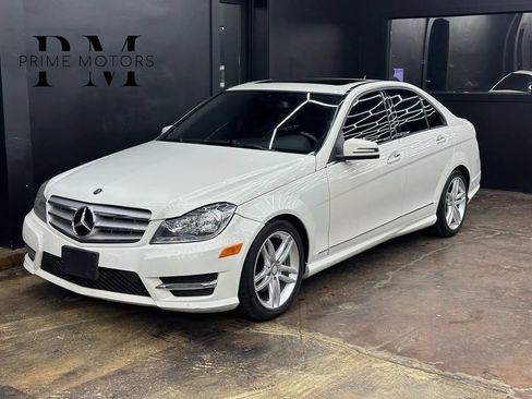 Used 2012 Mercedes-Benz C 300 4MATIC Sedan image 1