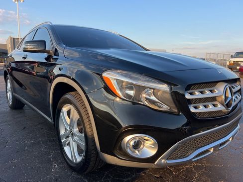 Used 2019 Mercedes-Benz GLA 250 4MATIC image 1