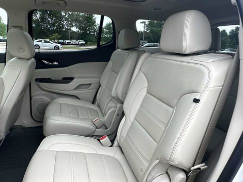Used 2023 GMC Acadia Denali w/ Denali Ultimate Package AWD/4WD image 28