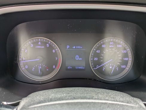 Used 2019 Hyundai Tucson Value FWD image 33
