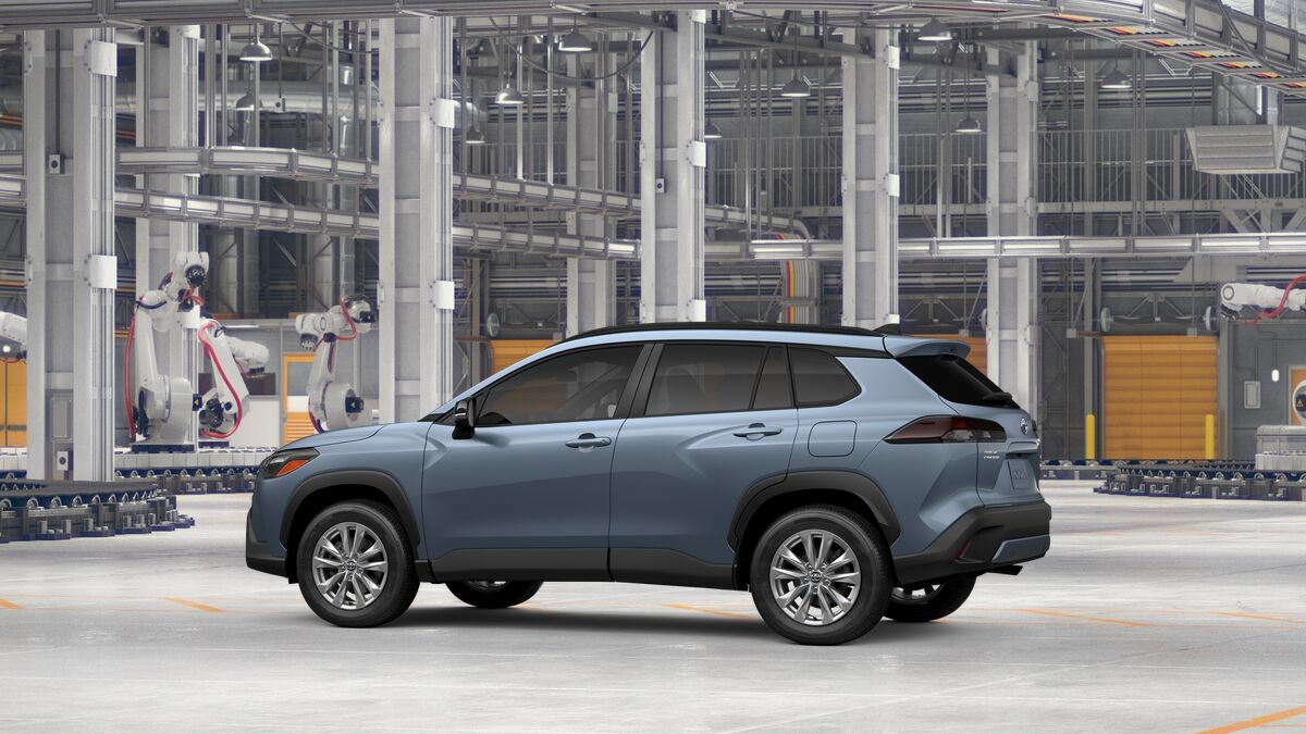New 2026 Toyota Corolla Cross LE w/ Cold Weather Package AWD/4WD image 5