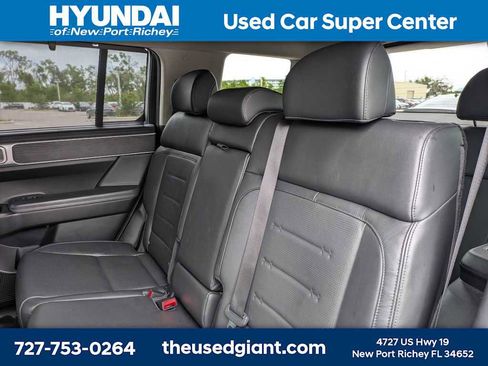 Used 2024 Hyundai Santa Fe Limited image 19