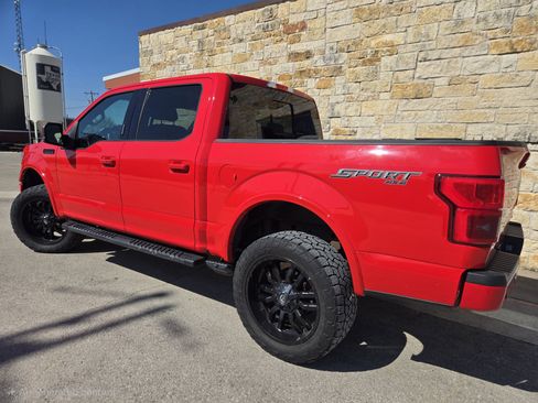 Used 2018 Ford F150 Lariat w/ Equipment Group 502A Luxury AWD/4WD image 3