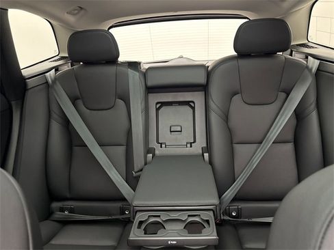 Certified 2024 Volvo XC60 B5 Plus image 26