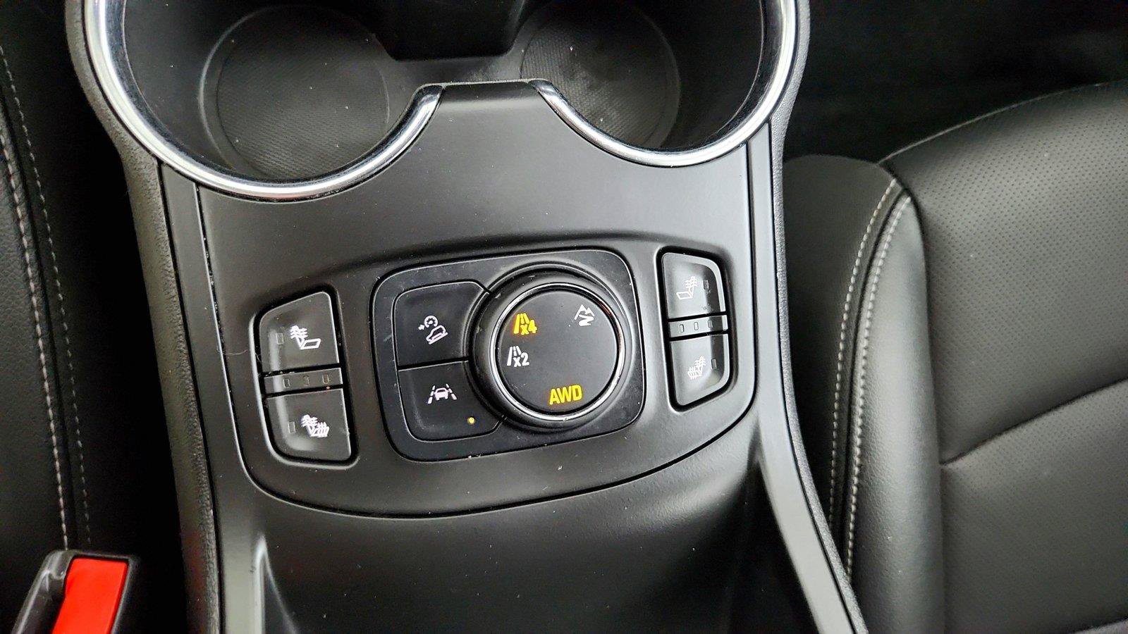 Used 2024 GMC Terrain SLT AWD/4WD image 35