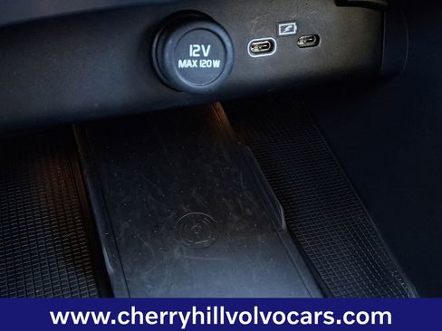 Certified 2023 Volvo XC40 B5 Plus w/ Driver Assist Package image 26