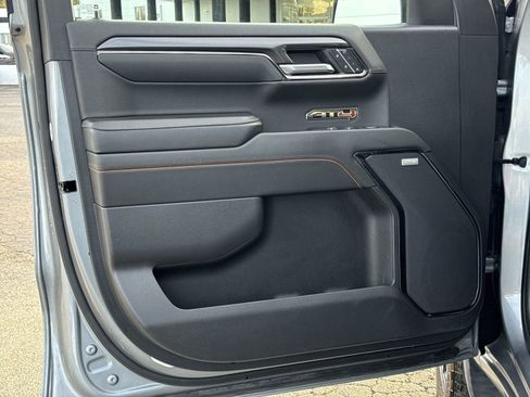 Used 2024 GMC Sierra 1500 AT4 w/ Technology Package image 14