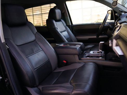 Used 2020 Toyota Tundra Limited image 38